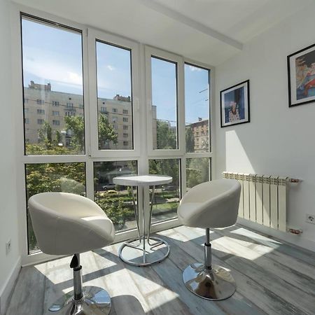 Flat24 On Lesi Ukrainki 3 Apartman Kijev Kültér fotó